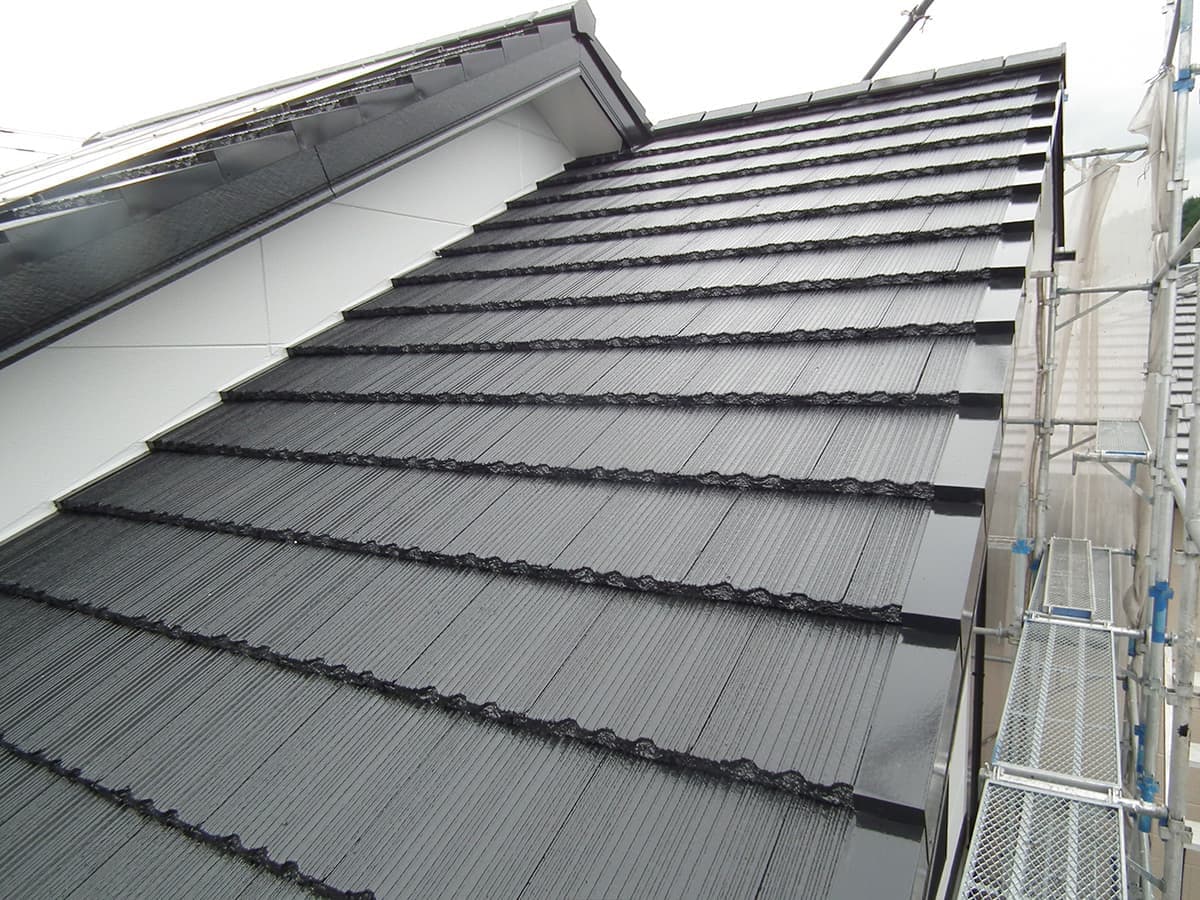 富士宮の和光美装による住宅リフォーム工事のスレート屋根塗装のイメージ画像